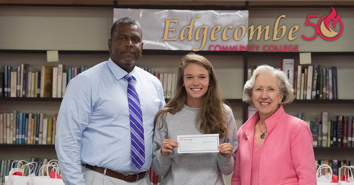 EdgecombeCC's tweet photo. 🎓💰 ECC is making college more affordable with a full-ride scholarship! The Edge Scholarship fully funds the education of qualified students at the in-state tuition level. Application deadline: April 13 https://t.co/YvKUW5czsZ #ECCEdge #Scholarship #ApplyToday https://t.co/jJG4LHwnKB