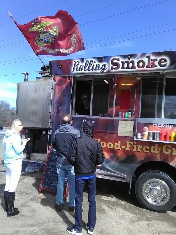 RollingSmoke_NY's tweet photo. #ISO #BBQlovers #RollingSmokeGrill #foodtruck will be on #Route347 just west of #WirelessRoad in #Setauket this #Saturday and #SundayFunday #pulledpork #Dinosaurribs #smokedbrisket https://t.co/gzDWzvpnEd