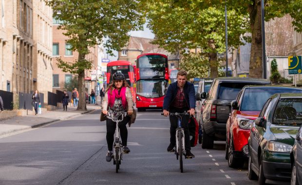 We call on the UK Government to join up #cycling and walking policies with air quality plans to tackle #aipollution crisis - see our new report #active4cleanair sustrans.org.uk/news/call-uk-g…