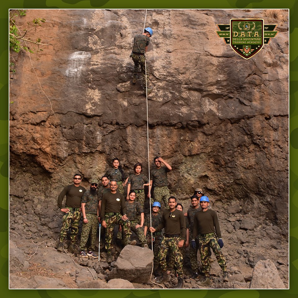 delladata's tweet photo. Hike in the mountains in the safest possible way by learning fascinating and life-saving techniques of survival. 

#Mountaineering #MountainClimbing #DellaData #Outdoors https://t.co/DZxN3ZadcI