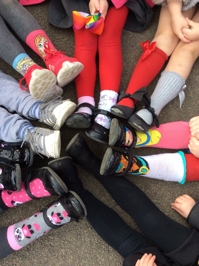 llfiaclass2's tweet photo. We have loved wearing odd socks today!!! https://t.co/Ejnyl59f1i