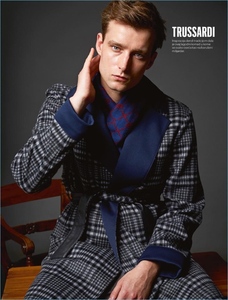 thefashionisto's tweet photo. Coat Check: #LaurieHarding for Men's Health Serbia https://t.co/FXVgi3xXnq https://t.co/CMOt6xyj5Z