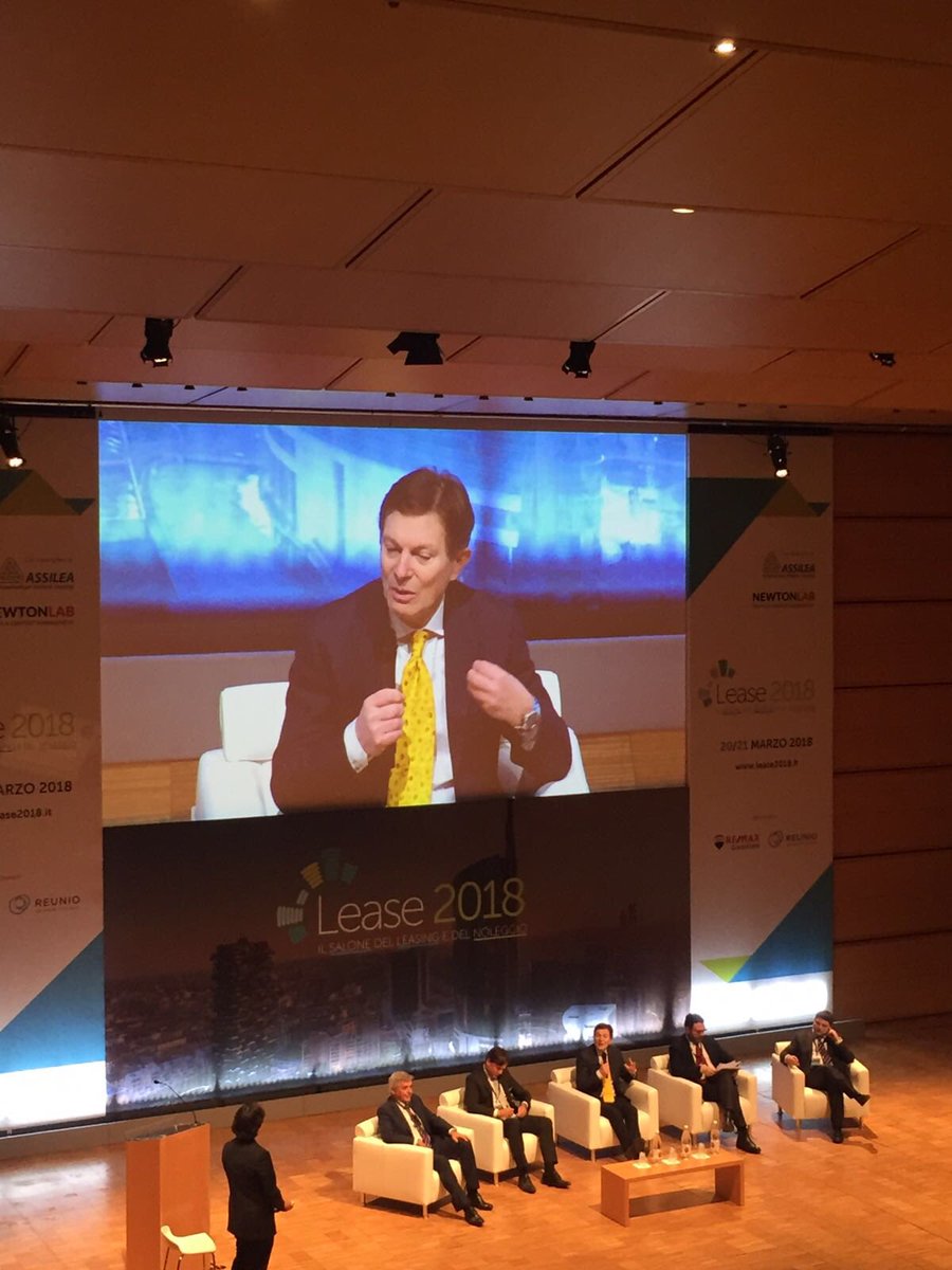 Grandangolo_PR's tweet photo. Nicola Bruno di Trebi Generalconsult sta parlando all'evento #Lease2018 @Assilea_IT https://t.co/6jEvGl7Ve3