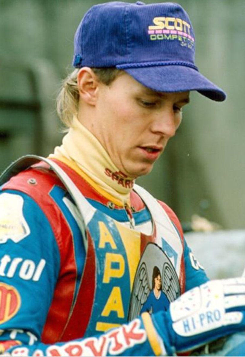 autorwidmo1233's tweet photo. Grattis på födelsedagen!
#perjonsson https://t.co/56xeNGDrT8