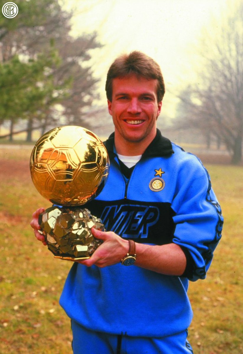 Inter_id's tweet photo. 🥇 | Pemain Inter pertama yang memenangkan Ballon d'Or dan mempersembahkannya atas nama kesetiaan pada Nerazzurri. Selamat Ulang Tahun @LMatthaeus10 🇩🇪!

#InterForever ⚫🔵 https://t.co/MyekiI09gi