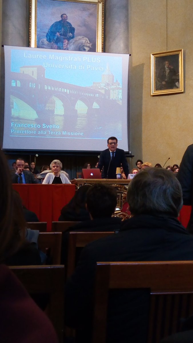 Prof. Francesco Svelto presenting Laurea Magistralis+ at University of Pavia. <a href="/Italtel/">Italtel</a> is involved in the project with intership experience offered to students.