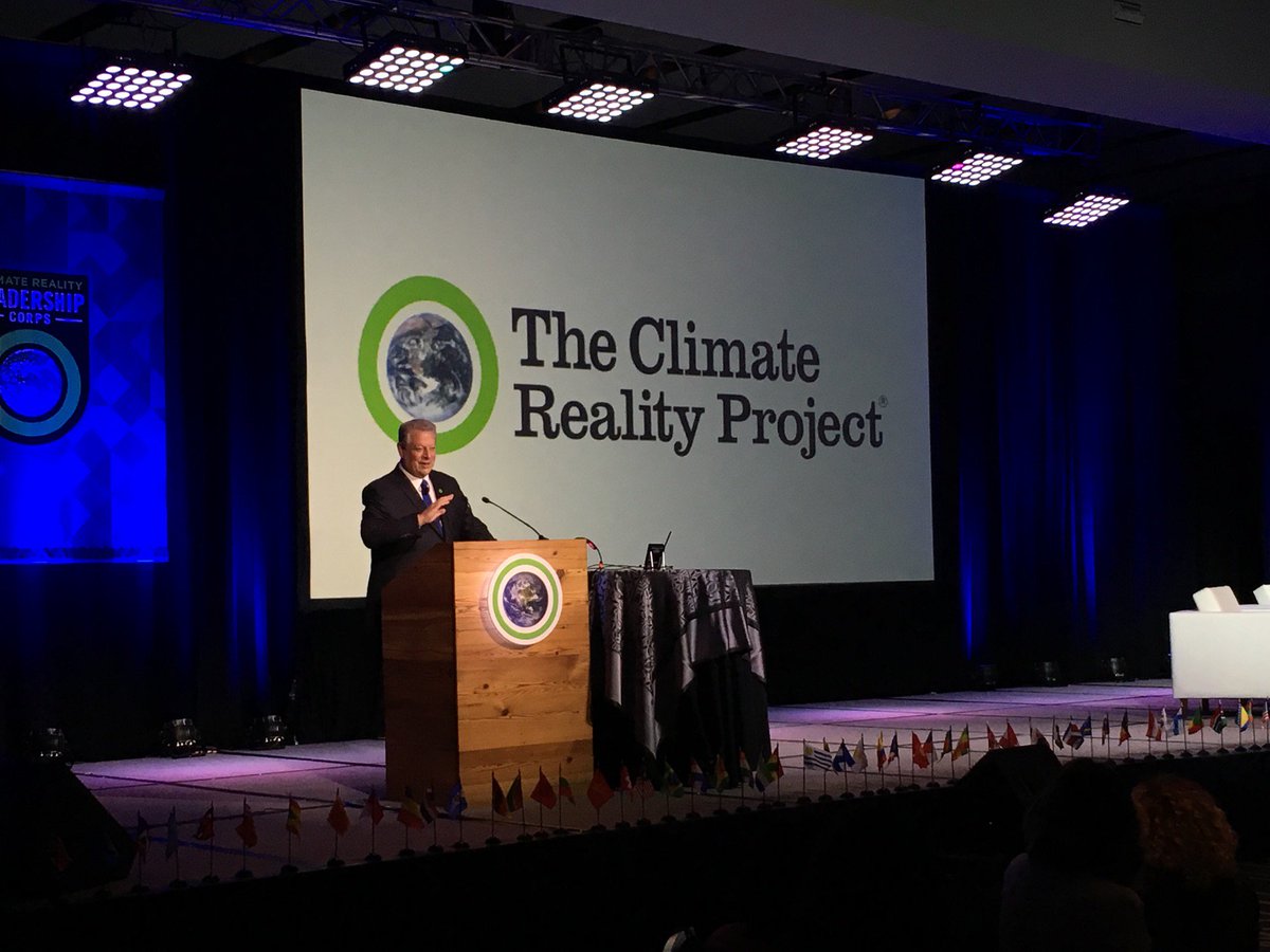 PsychoDanalyst's tweet image. Al Gore is in da house 🎤 #ClimateRealityProject (@ Hilton Mexico City Reforma - @hiltonhotels in Cuauhtémoc, DF) swarmapp.com/c/dILE18Chhbe