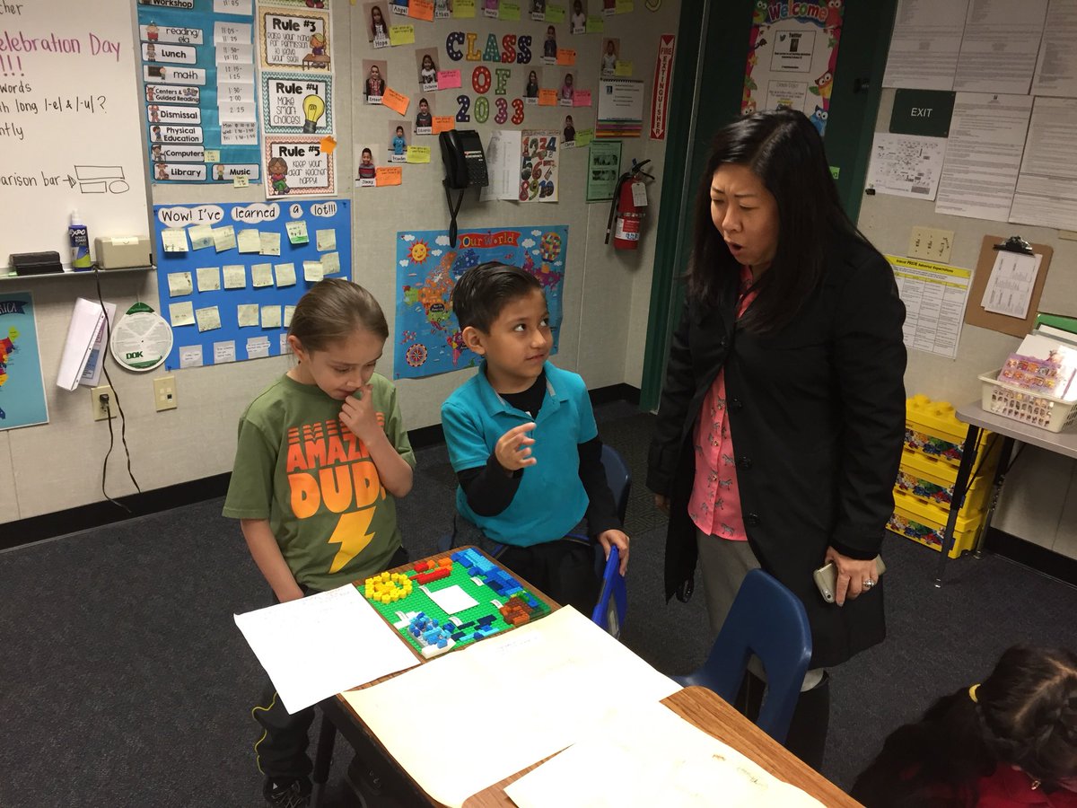 RascalPride's tweet photo. 1st graders in @lautchangsclass class built models of the water cycle, created a reflection poster and are publishing their learning with tech tools @Flipgrid @Shadow_Puppets @AdobeSpark #WeAreRUSD #ScaleUpTech #4Cs @RowlandSchools @RowlandWater @rusdkids https://t.co/umBWF19utQ