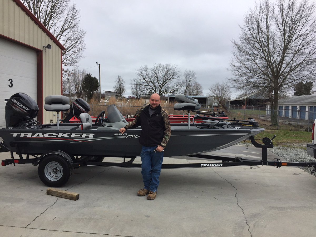 Congrats to David Ryggs on his new 2018 <a href="/trackerboats/">Tracker Boats</a> PRO 170!! #fishinglife #newboat