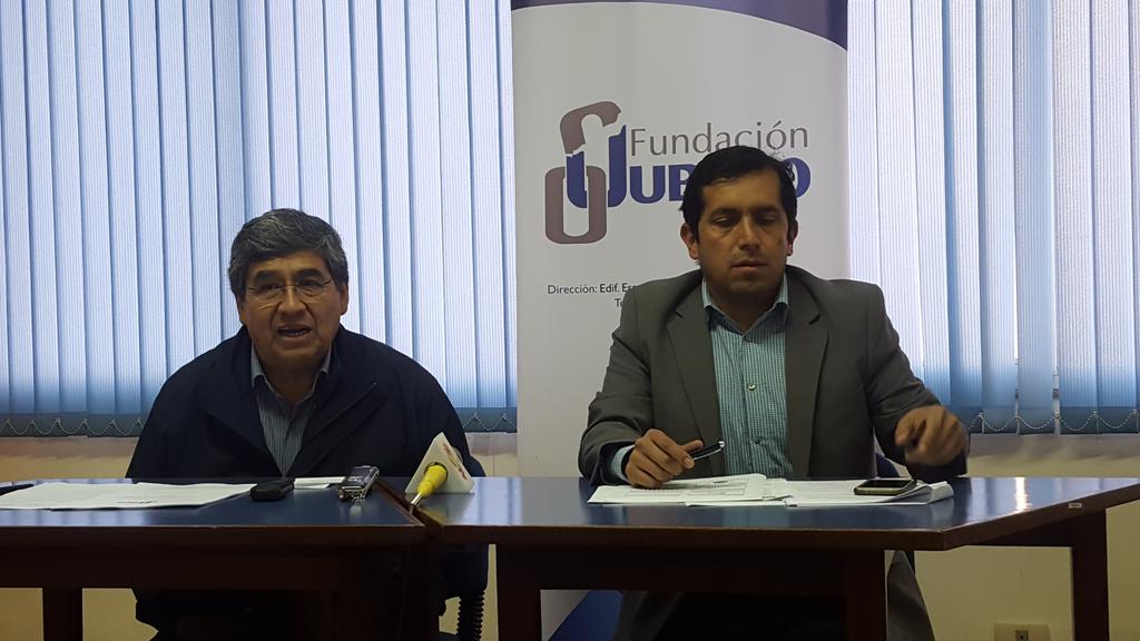 #ANF <a href="/JubileoBolivia/">Fundación Jubileo</a> alerta de la caída de ingresos en las Gobernaciones en 57% y en municipios en 33% desde el 2015