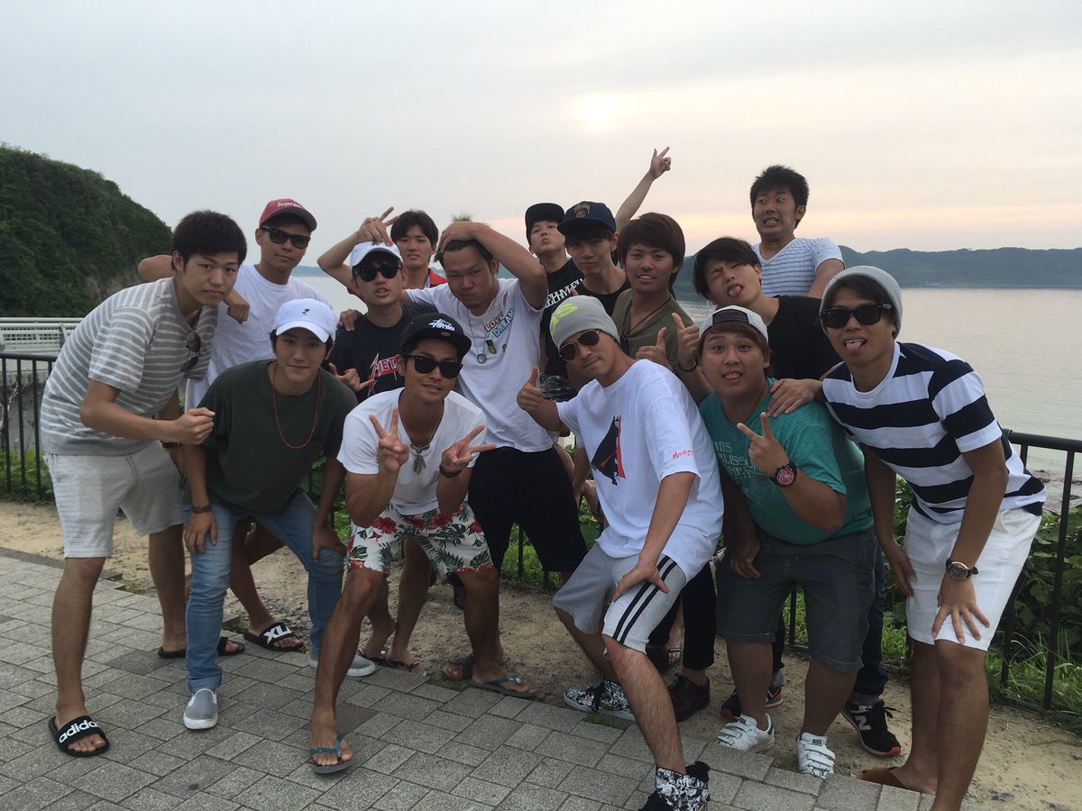 tomodati0309's tweet photo. 今になって思ったけど、
ほんとに先輩達おらんなるの寂しすぎんか？
先輩が居なかったらほんとに楽しくなかってって自信持って言えるほど人生に欠かせない存在だらけの人達。。。
ほんとに今までありがとうございました！！！ https://t.co/aNGunvECYF