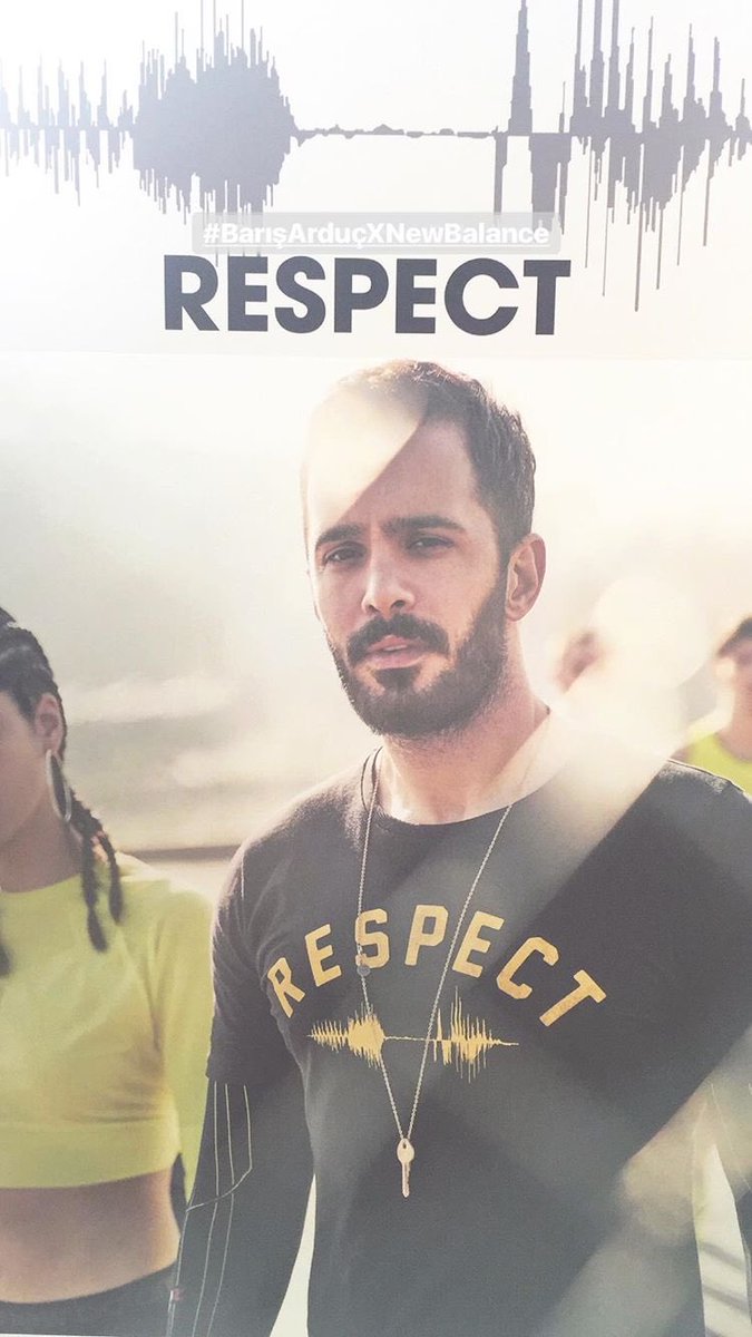 arducbrshaber's tweet photo. New Balance’ın Barış Arduç imzalı #BarışArduçXNewBalance koleksiyonunda; Saygı, Merhamet, Onur ve Sadakat kelimeleri dikkat çekiyor. 💙 #BarışArduç https://t.co/fXoE4XGPTD