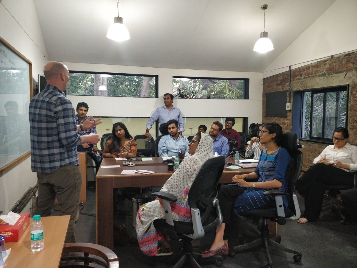 ri_chak's tweet photo. After a fantastic day in Bangalore, we're having a bit of a #DesignThinking hangover in Mumbai with the Blume (IDEO of Investment ;)) portfolio. 

#designfirst #startuplife @BlumeVentures @sanjaynath @BKartRed @GulatiSinghJ  @GrprtBedi https://t.co/7B80neUZ2e