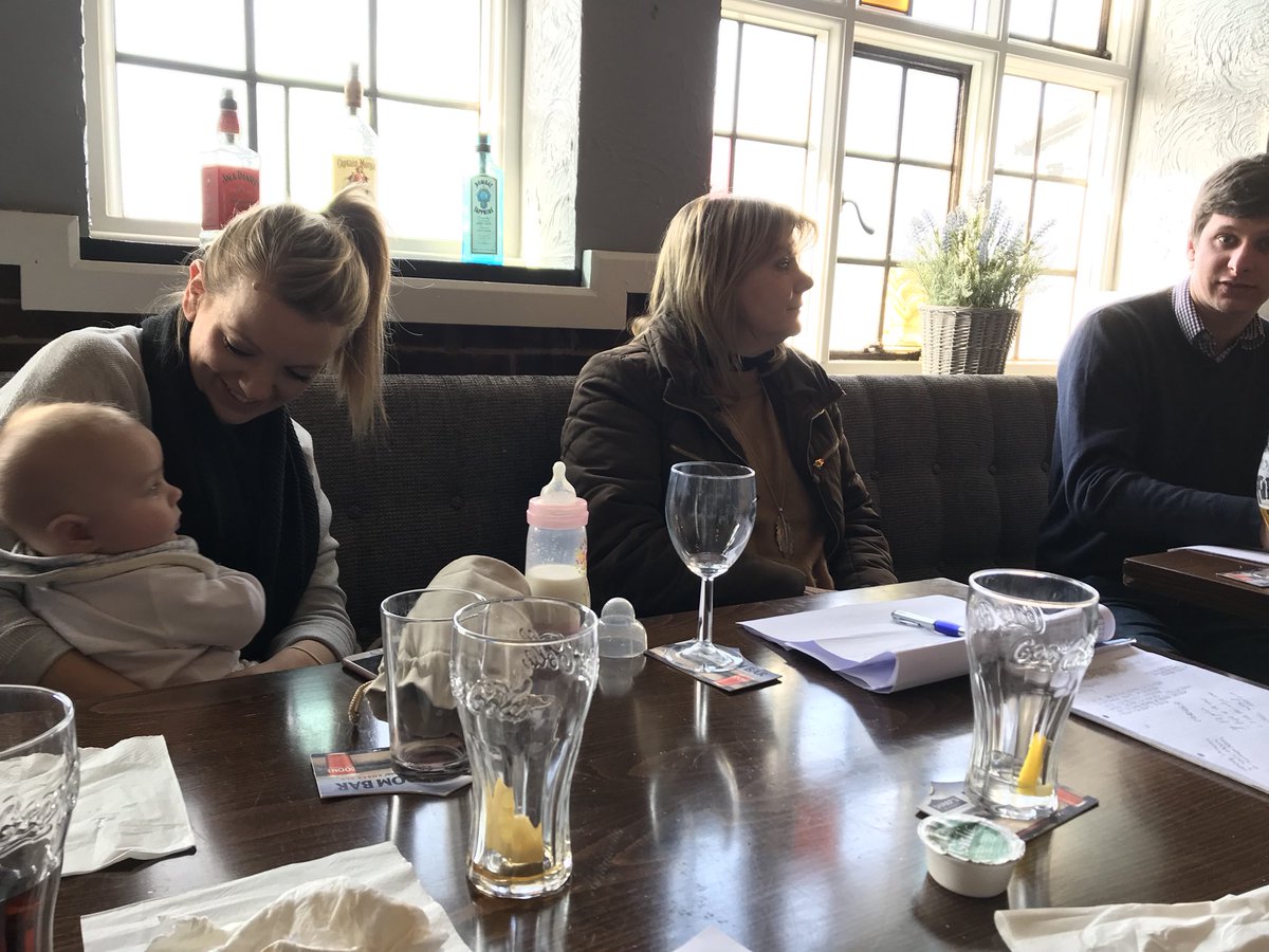 TheLivelyCrew's tweet photo. Future member of Team TLC Maisie joins us for a team meeting in the pub with @LivelyFaye https://t.co/kZbzgHN89O