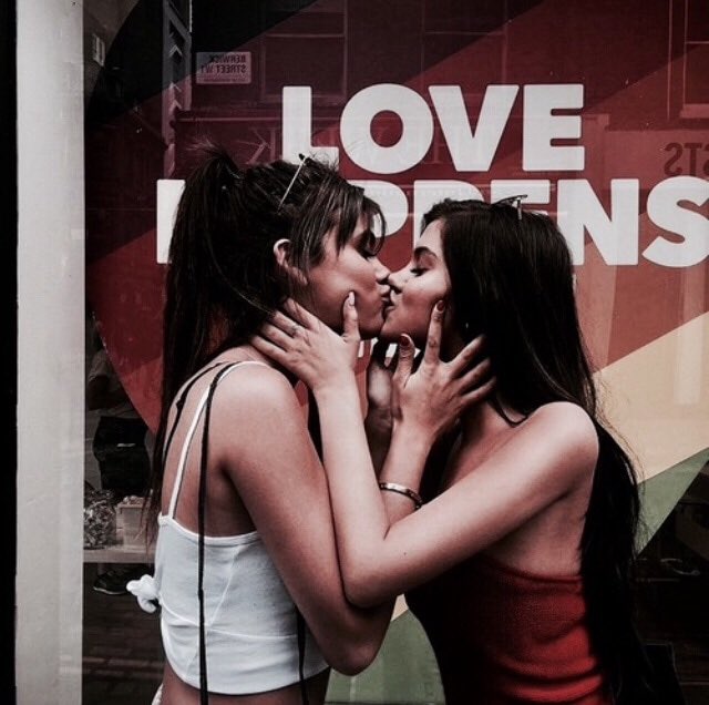 gaysandmore's tweet photo. https://t.co/IO4JIaSeeA