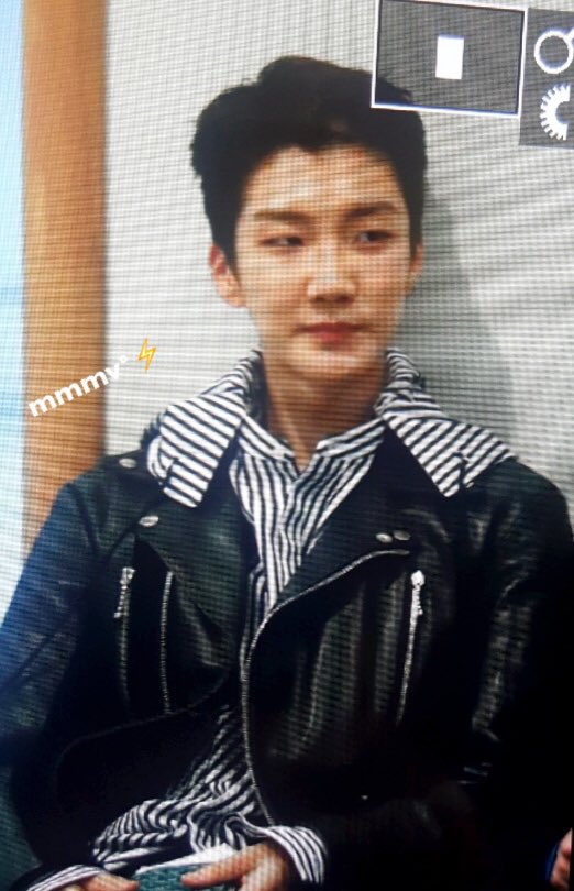 sh_momo_'s tweet photo. 170322
잘생긴 이 분을 어서 한국으로 보내주세요... 😂😂 

#이승훈 #위너 #seunghoon #hoony https://t.co/nQRk1HUjqf