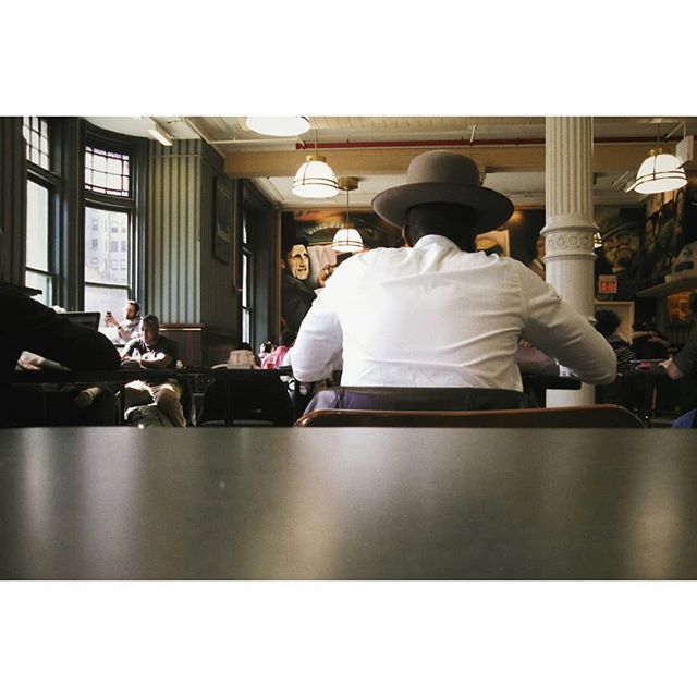 derkgs's tweet photo. -aaand cue #cafechill playlist 
#hatson #cuesnow #cuespring ❄
.
.
.
.
#style #cafeday #nyc #newyorkcity #unionsquare #razrm #xt907 https://t.co/jVOLeMwJJa