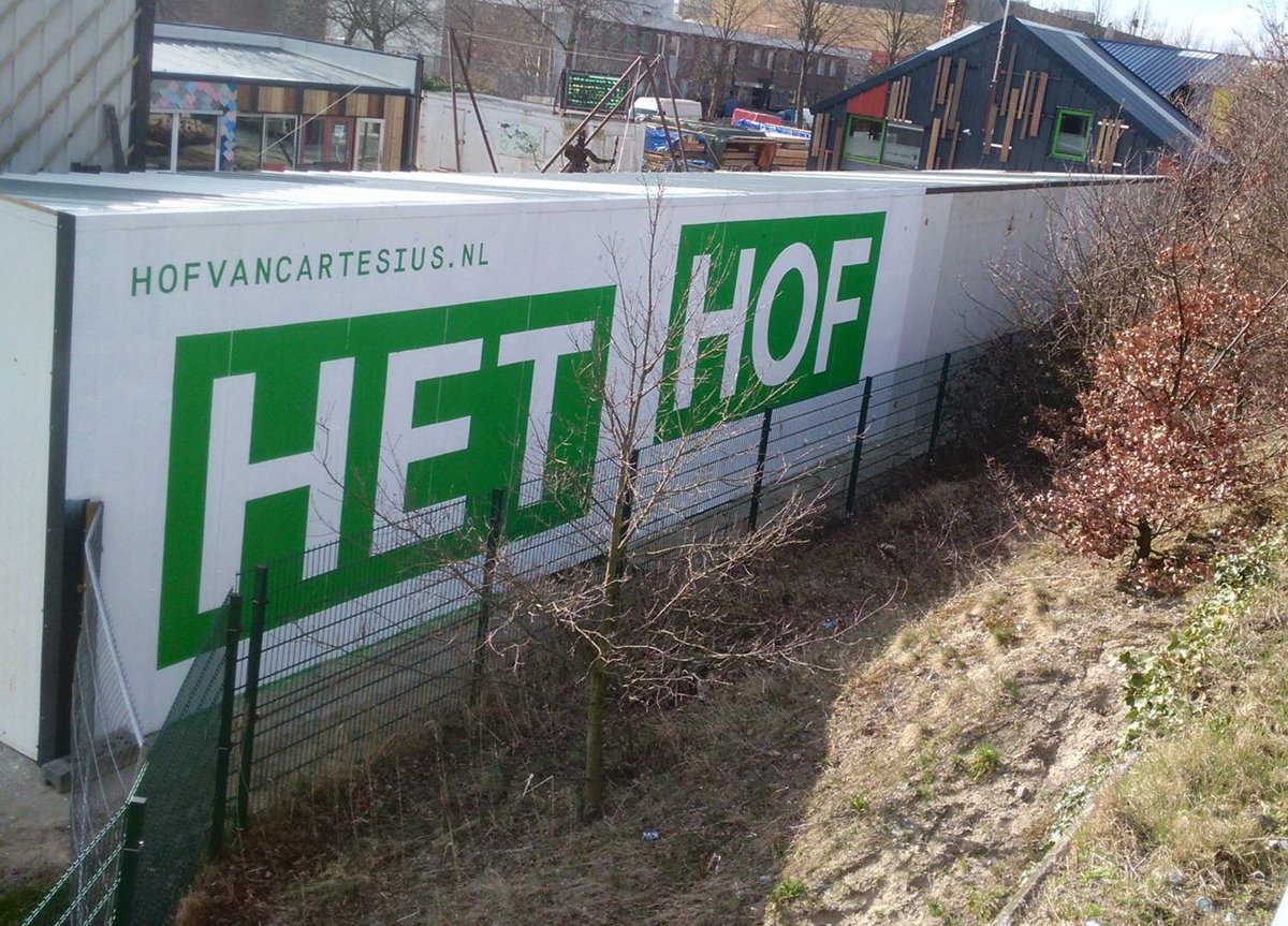 Zit je in de trein Amsterdam -Utrecht.. zie je dit! @DanielRoozendaal