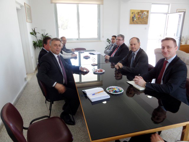 PolisChrysoshou's tweet photo. Στη συνάντηση ο κος RENE TROCCAZ ενημερώθηκε για τον Ακάμα, τα περιβαλλοντικά θέματα της περιοχής, το θέμα με τις περιβαλλοντικές οργανώσεις και τις χελώνες. #polis #MyPolis
https://t.co/TCtTTlrRfj https://t.co/CVYQT2MiZp