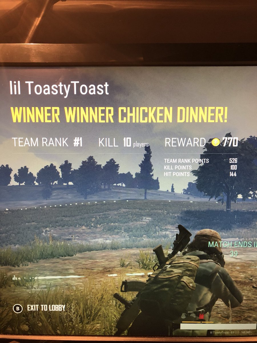 lilToastyToast's tweet photo. Ilittle snack before bed last night with the Boys, also total of about 25kills 🐔🍗 #PUBG  #JC #117Killer #Cosmic #4thMeal #3Man #SKS #M4 #ChickenDinDin #OffAir https://t.co/K5cgSk1dO5