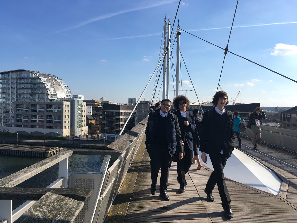 LegoMasterLDE's tweet photo. @LDEUTC y10 art trip! https://t.co/hhtzuoPoA3