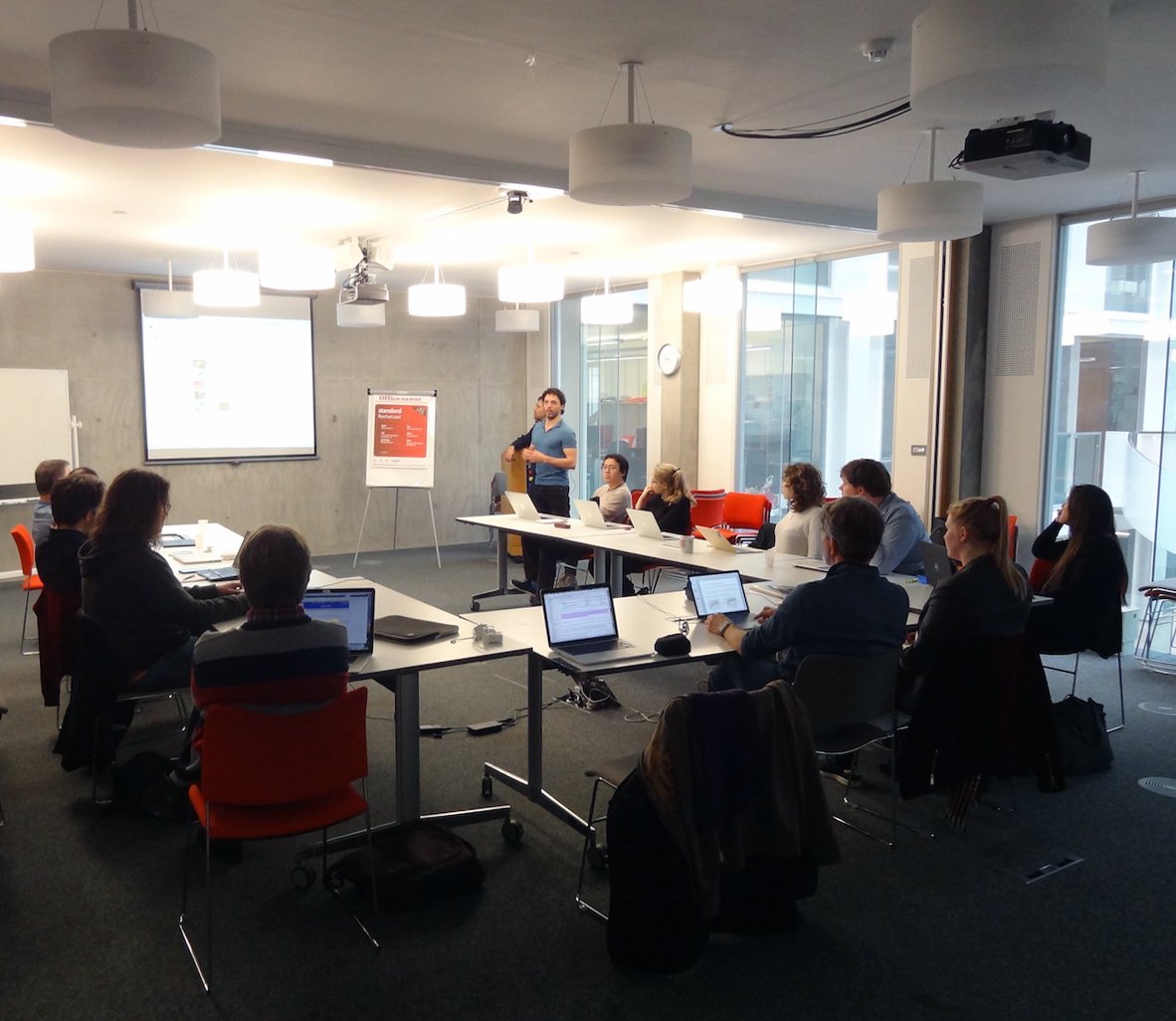 robotsthatdream's tweet photo. General meeting in @Edinburgh. A very nice city for a very nice (and productive) meeting! https://t.co/rAXVzG3VUC
