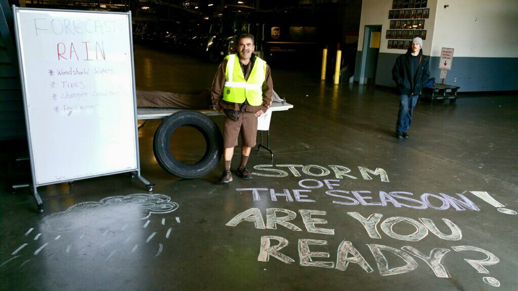 Edie4gzus's tweet photo. It never #rains in #SoCal πForecast says itβs gonna Pour! π§ #pretrip #wipers βοΈ #tires π¦#footwear π#changingconditions β #WeAreReady #safetystrong #NotMeNotToday https://t.co/jKzuw38uln