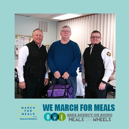 JoCoKSHDM's tweet image. Thanks to @JOCOSHERIFF Deputy Canaan and @LenexaFire for riding along with our experienced volunteer drivers to deliver meals and much more to our home bound recipients. #MarchforMeals #LetsDoLunch