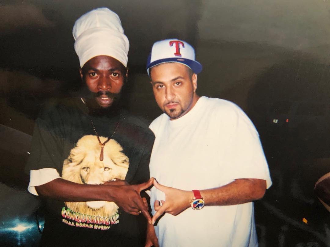 capletonmusic's tweet photo. Bless up🔥🔥🔥 #Repost @djkhaled Rasta luv @capletonmusic 🦁 JAH JAH CITY 
Who feels it knows .. #FatherOfAsahd 
@wethebestmusic https://t.co/0QWDUgKtx1