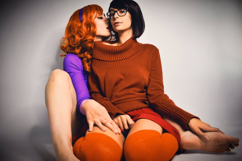 26. "Velma and Daphne cosplays always turns me on! 