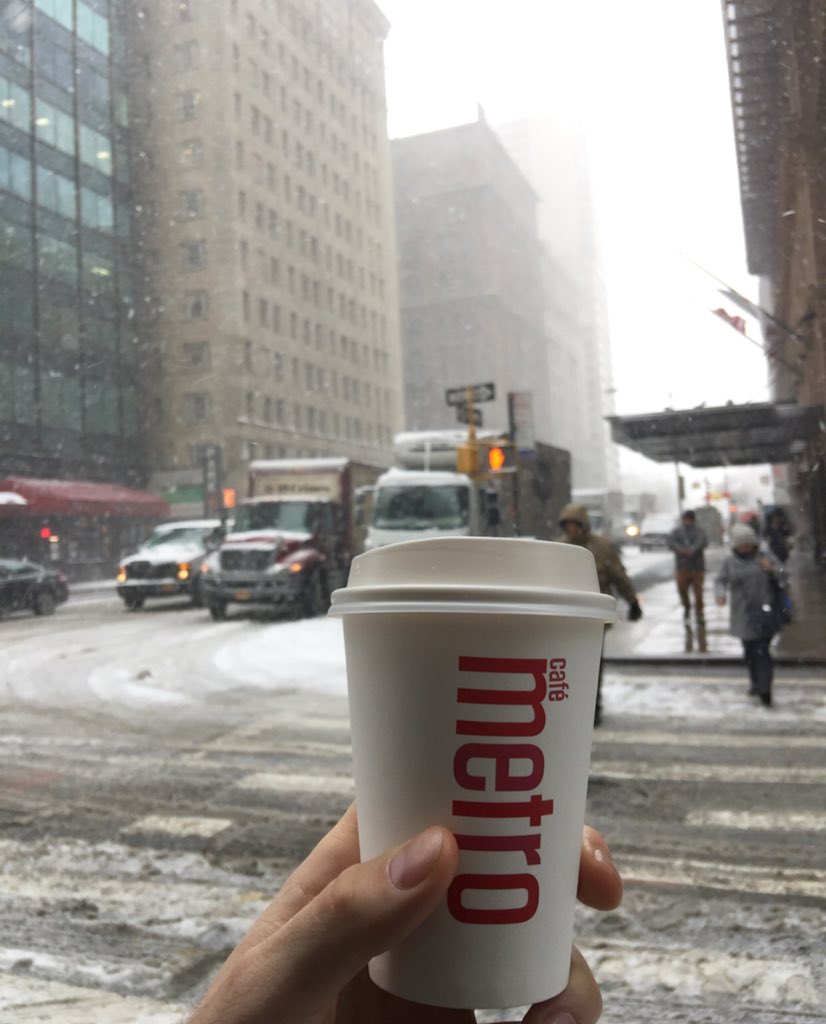 dylandcrocker's tweet photo. Spring is here! Just not in NYC ❄️ #winterstormtoby #spglife #cafemetro https://t.co/r9HqC0WUFW