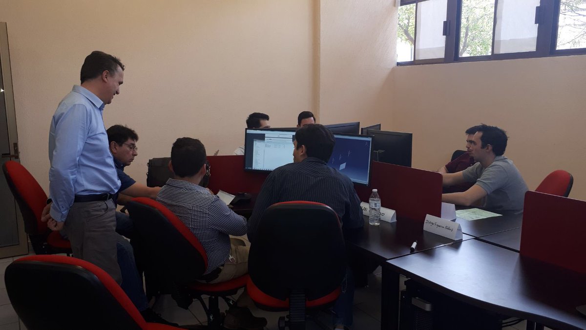 JulienZins57's tweet image. Our @DITEX_UL Design Expert finishes his 2nd week of training in #CATIA in Hermosillo @ITHVENADOS Thanks to #Prosoft @Grupo_Mediatec