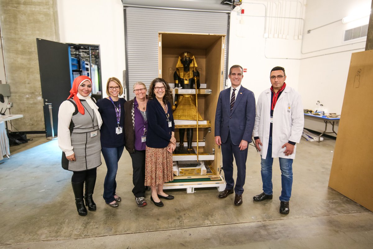 MayorOfLA's tweet image. This is the last time artifacts from King Tut’s tomb will leave Egypt. Thank you to the people of Egypt and our sister city, Giza, for sharing their national treasures with L.A. as part of the #KingTutTour!