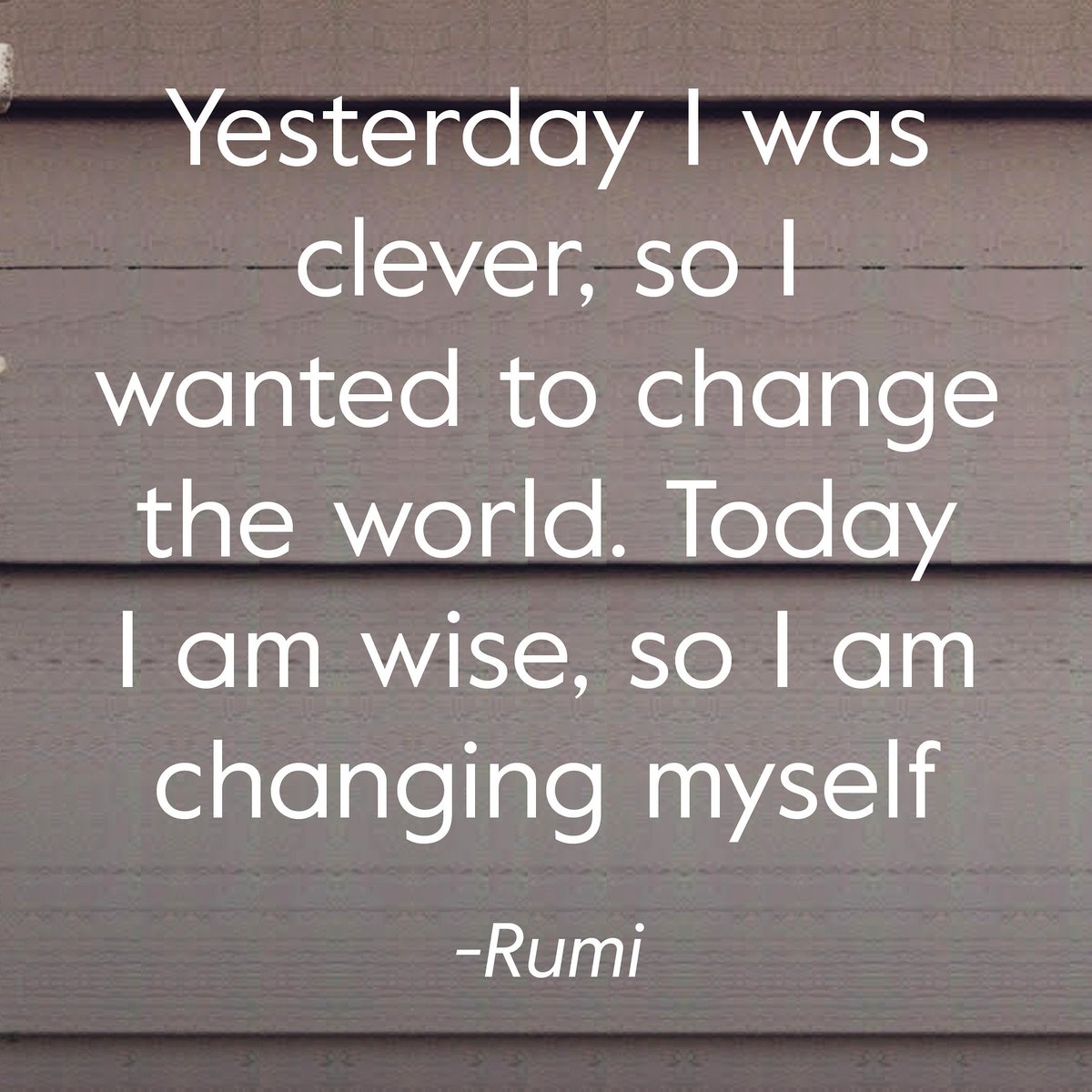 schoolofstretch's tweet image. For #Norooz and #WorldPoetryDay, we @schoolofstretch are inspired by the #love #poems of Rumi 🙏💙☄️ #yoga #selfcare