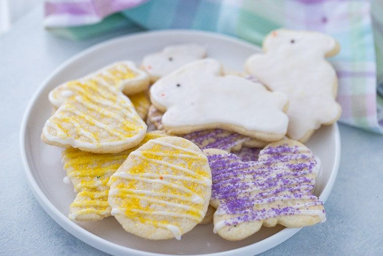 aclassictwist's tweet image. These cookies have become our favorites! made with @krusteaz sugar cookies buff.ly/2G0c5z7 #krusteaz