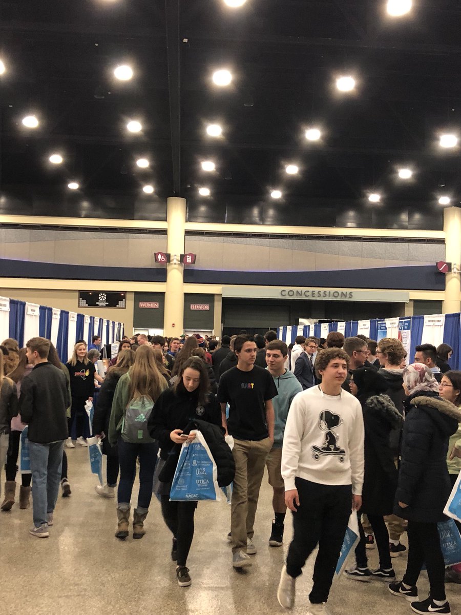 NYSACAC's tweet photo. Great afternoon at the Buffalo National College Fair! If you didn’t get to come today make sure to join us tonight. More photos on our FB page.
📸: @AM_Cerv
@NACACFairs #nacacfair #buffaloncf @NACAC https://t.co/EPuid3GcfO