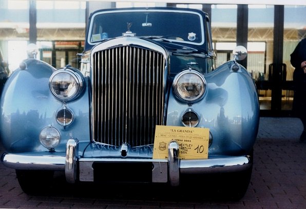 Bentley R Type <a href="/GeorgeCochrane1/">George Cochrane</a> <a href="/Cosito1Horacio/">Doc Holliday</a> <a href="/exitspeed01/">ExitSpeed01</a> <a href="/FAFBulldog/">🇬🇧 Fast & Ferocious</a> <a href="/GordonMercedes9/">Gordon Mettam</a> <a href="/Tato1979/">Tato</a> <a href="/Snugbucket/">(Parody) Snugbucket</a> <a href="/alvpe/">Pedro Alvarez</a> @VintageLegends <a href="/Vintage_Cars/">Automobile-Classics</a> <a href="/BCJr/">Bernard Chambers</a> <a href="/wildbillphoto/">Bill Dutting</a> <a href="/aquanton61/">Aquaman</a> <a href="/marbled00/">MOGU</a> <a href="/potemaru030309/">加藤　剛</a> @westkeith572013 <a href="/AgenciaPapa/">maria jose Salmerón</a> <a href="/JohnPierceIX/">JohnPierceIX</a> @Matzke_Marco <a href="/fokkerdude/">Admiral Ackbar 🇨🇦🧢</a>