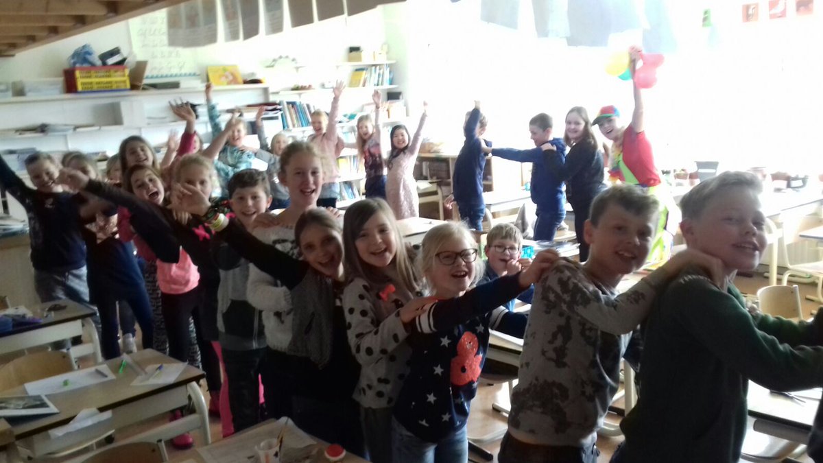 Ek hjoed it tema fan it keatskamp bekind makke op skoalle: FEEST! 🎉🎊 De earste bonuspunten binne alwer fertsjinne. Opjaan foar it keatskamp kin fia kfeasterein.nl