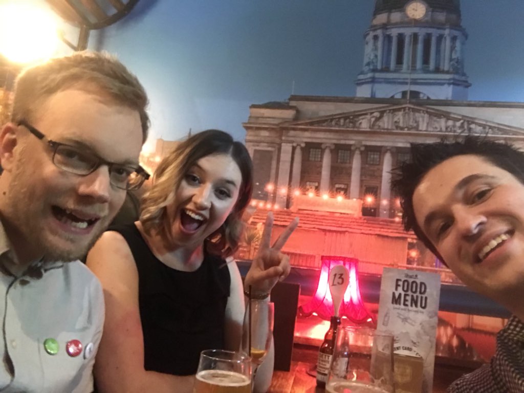 Great selection of beers, delicious pizzas - big thumbs up for <a href="/HOS_Nottingham/">Head of Steam Nottingham</a> 👍