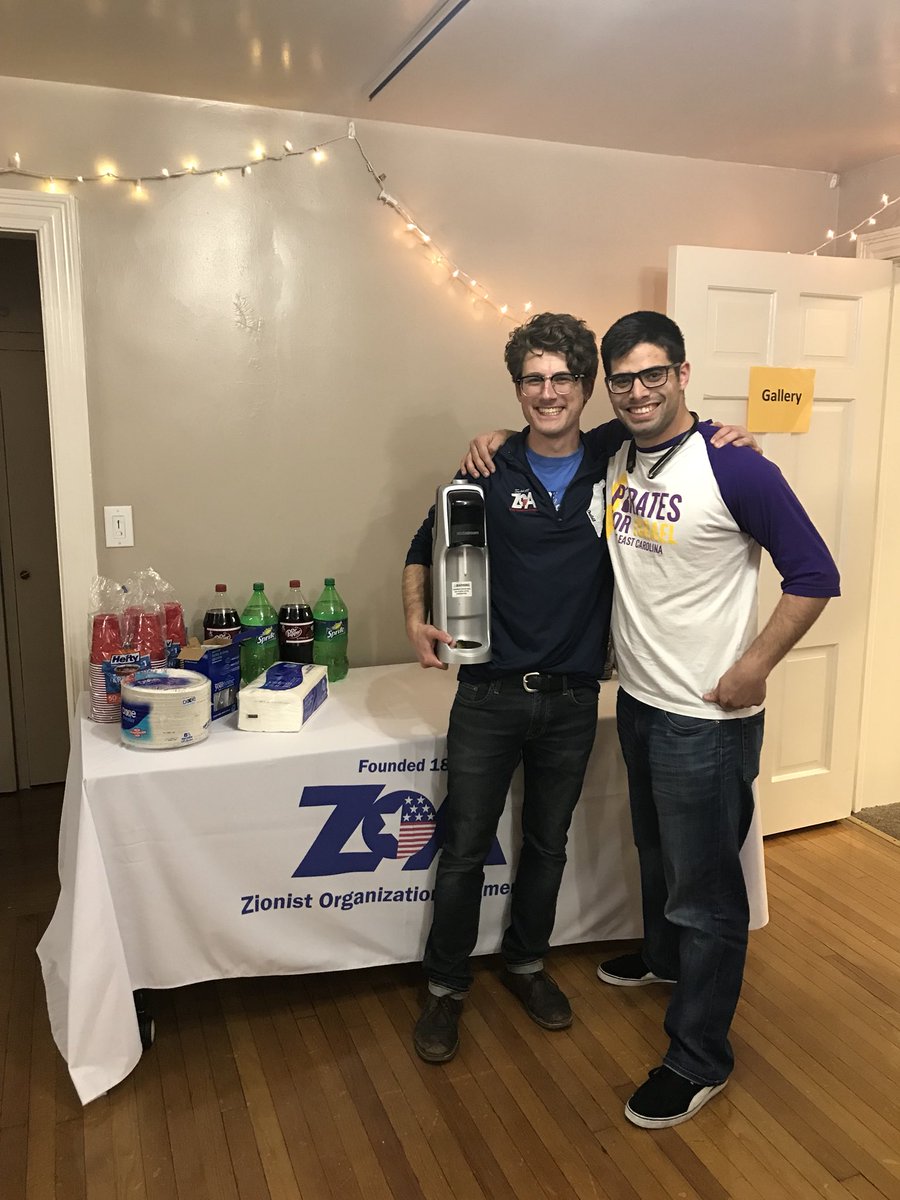 Pirates4Israel's tweet photo. Thanks to @ZOA_National we are ready and so is our food! Come by to try some great #Israeli food! 

When and where?
📆 Today!
⏱ NOW!
📍 Ledonia Wright Cultural Center

See you soon! 👋🏼 https://t.co/TeduBntFxj