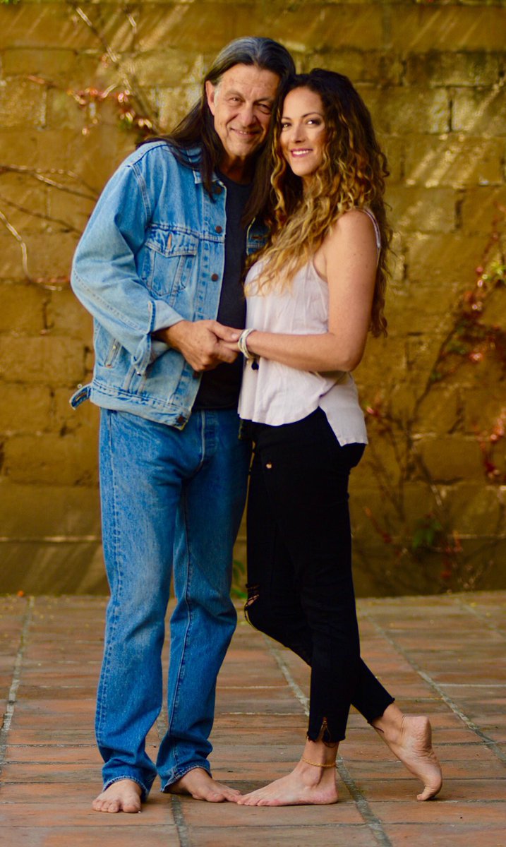 Extending the Reach of Guiding Good Choices through Primary Care-based  Implementation with Spanish Speaking Families, image size:717x1200