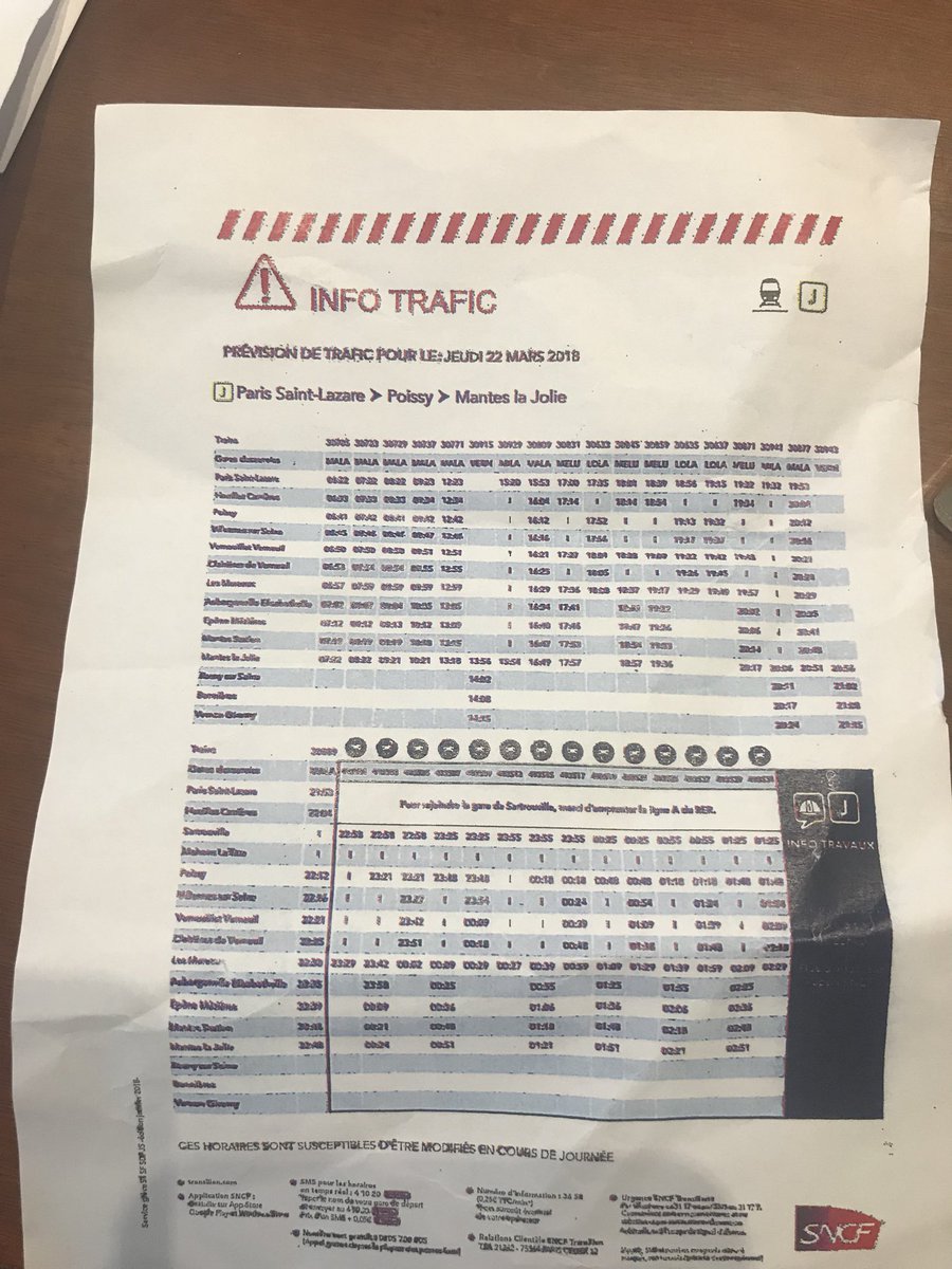 valentin_auvray's tweet photo. @SNCF grève demain 😡 information inexistante en gare a part un document illisible @LIGNEJ_SNCF https://t.co/kNU74SOW9t