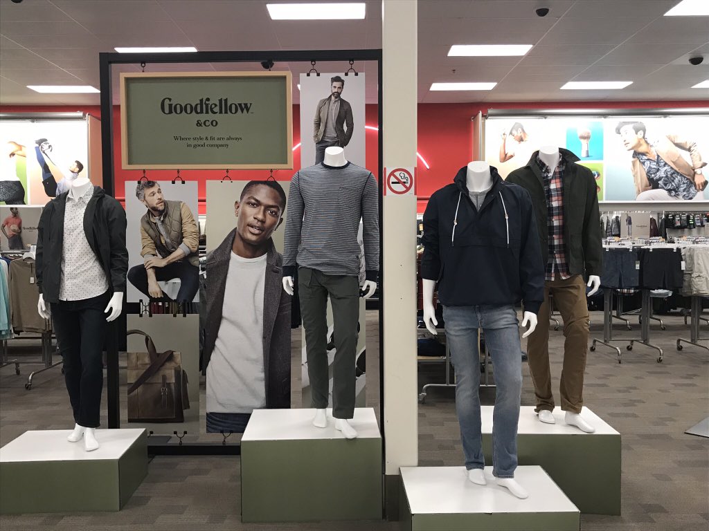 Don’t sacrifice style when it’s raining—Add to your outfit ☔️@tracyacurry1 #WinTheWeather