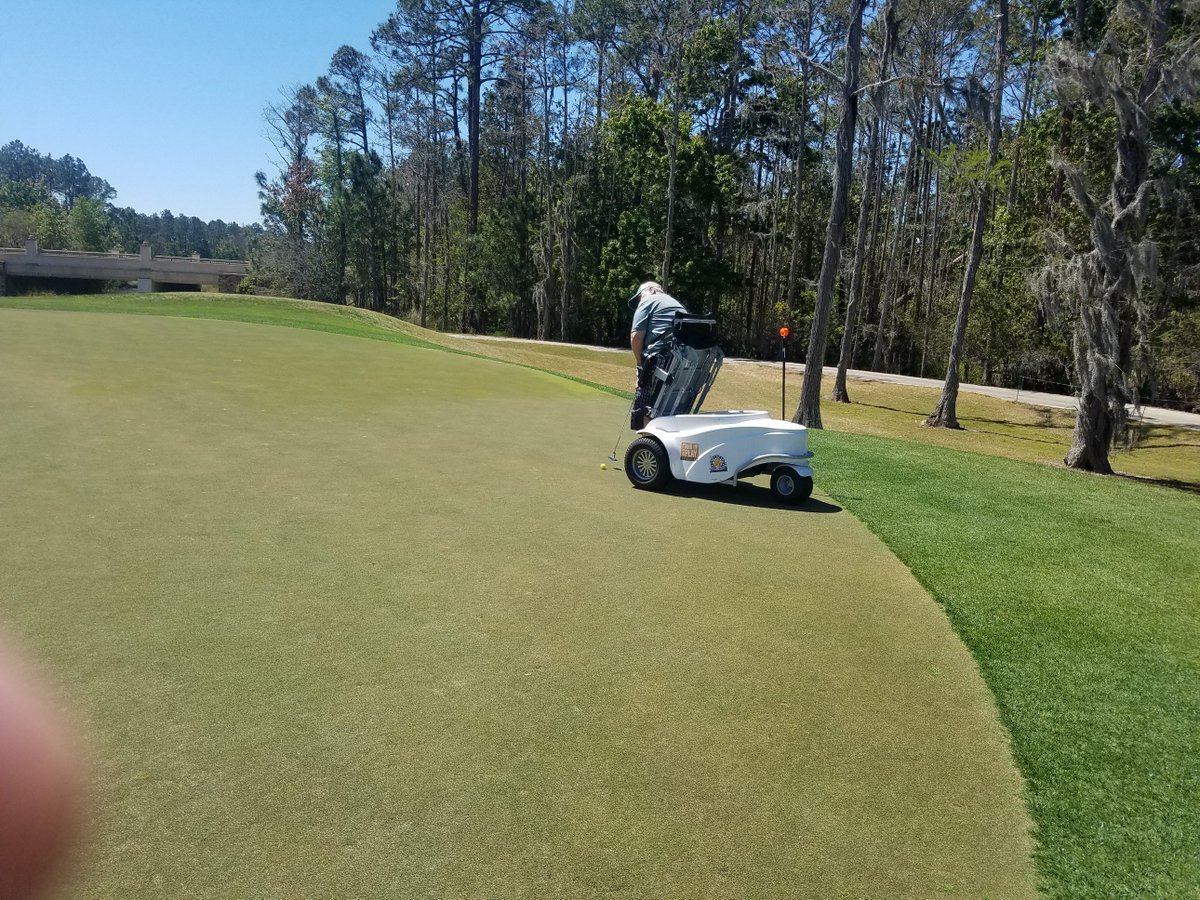 GolfWGV's tweet photo. We were honored to have Don Wright play at #SlammerandSquire today. Don, who lost his leg many years ago, had not played golf for 13 years. It was his dream to play golf at @GolfHallofFame. Thanks to the #Paramobile & #StandupandPlayFoundation who made his dream a reality. https://t.co/UjnMGVsZLL