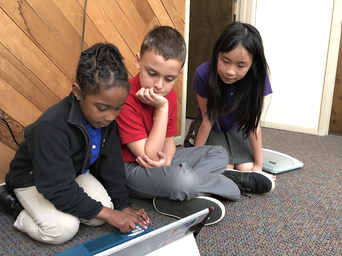 MrsTamraHood's tweet photo. Thank you, @KinderAGCS , for inviting us to teach you about #Sway today! We love working with our little buddies! @rentonprep #CollaborativeLearning #ShowcaseSchool #MicrosoftEDU https://t.co/Bh8c67QV5e