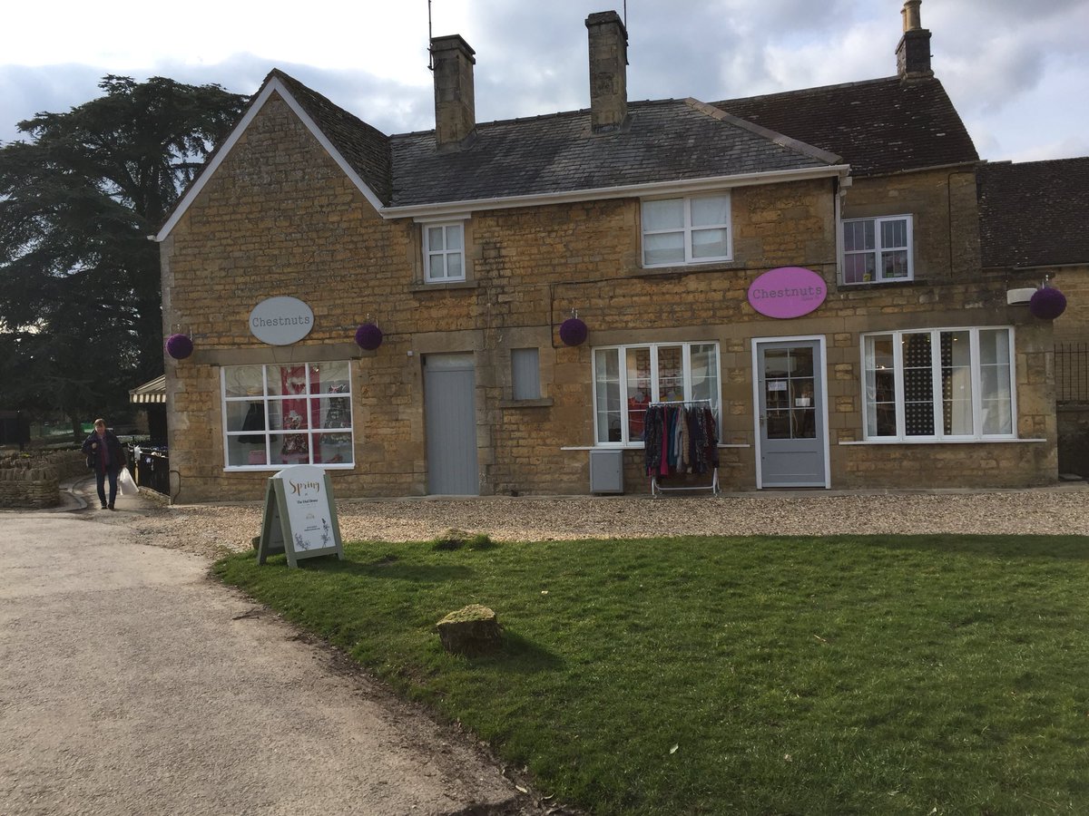 Courtney Parry tweet media