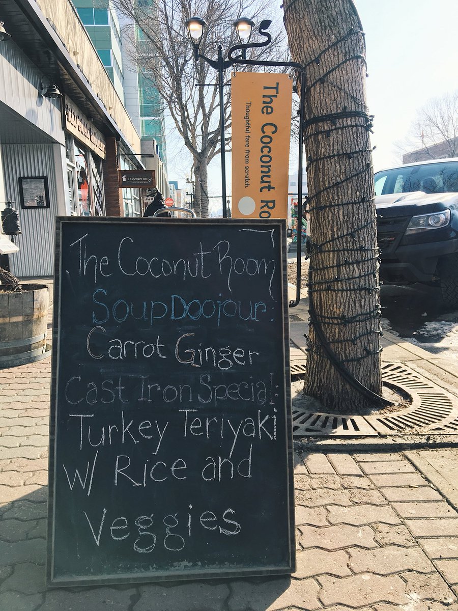 Ahh, spring is in the air! This weather has us dreaming of patio season ☀️

Soup Doojur: 
• Carrot Ginger 

Big Kahuna Lunch: 
• Teriyaki Turkey with Rice and Roasted Veggies 

We’re ready for ya spring!
