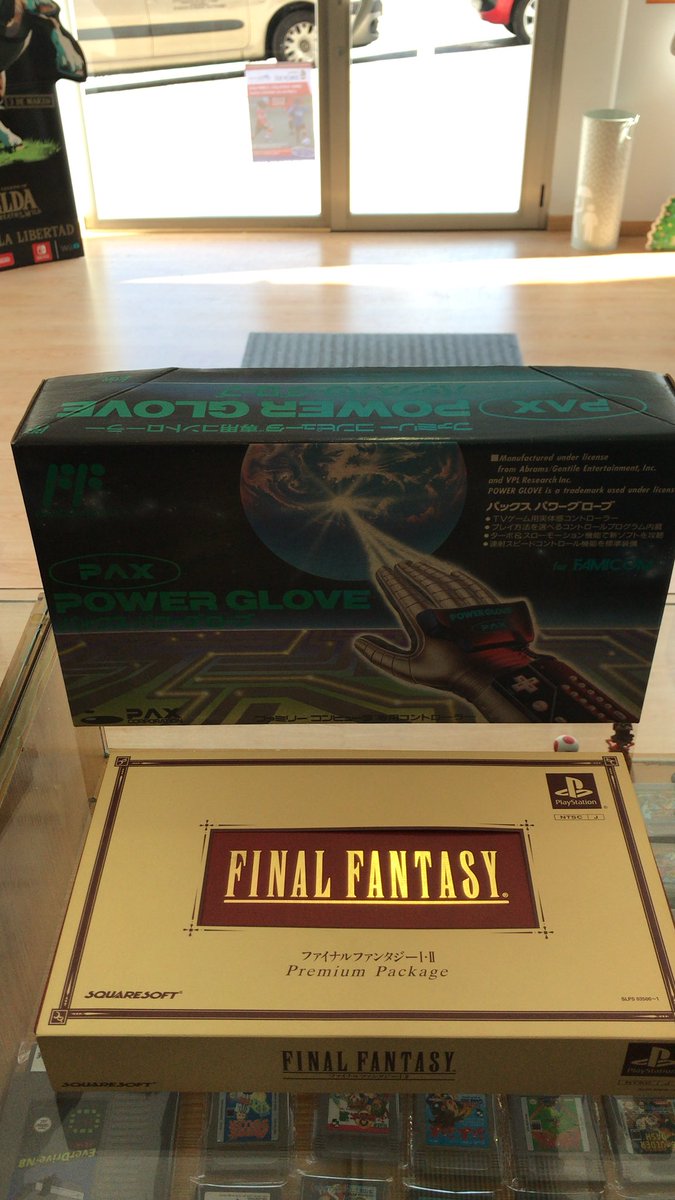 pixel_mundo's tweet photo. Seguimos recibiendo novedades #powerglove #famicom #streetfighterzero #FinalFantasypremiumpackage #ps1 #vtetris #virtualboy #Retrogaming #retrogaminglife #mundopixel https://t.co/ALK4b9rAP2