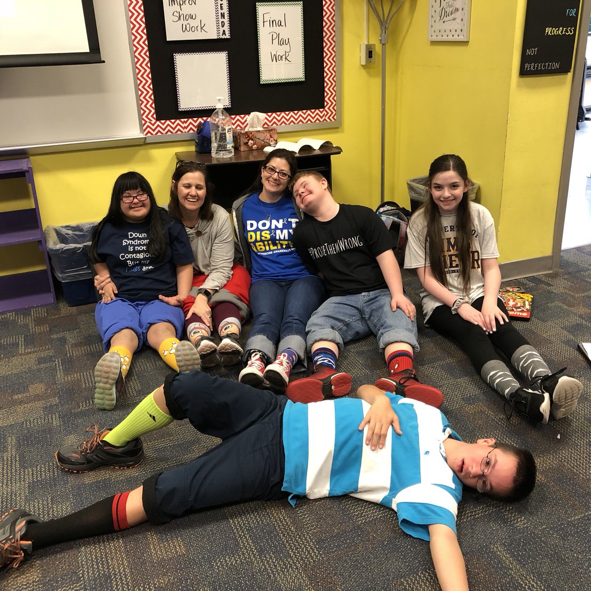 Celebrating World Down Syndrome Day with some of my favs!
#rockthatextrachromosome #crazysocks #gcisdrocks321 #wdsd18 #DontDisMyAbility