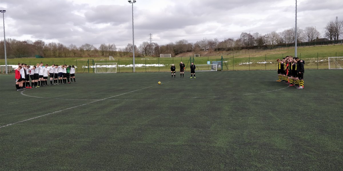 RjRobj63's tweet photo. A minute's silence before our 1st team game today in memory of our VP Lesley Hawkins who sadly passed away at the weekend. Great respect from both sets of lads, thanks to @RunshawCollege  for today. A tough win for us against very good opposition. This one's for you Lesley, RIP. https://t.co/SfCXcyEPHD